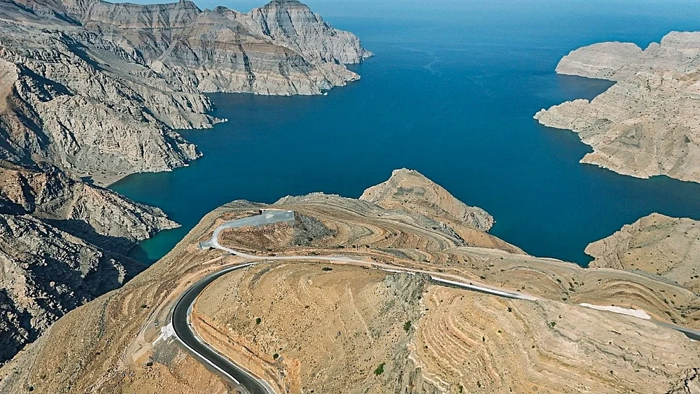 New Musandam road to cut Khasab-Dibba travel time to 55 minutes; project 76% complete
