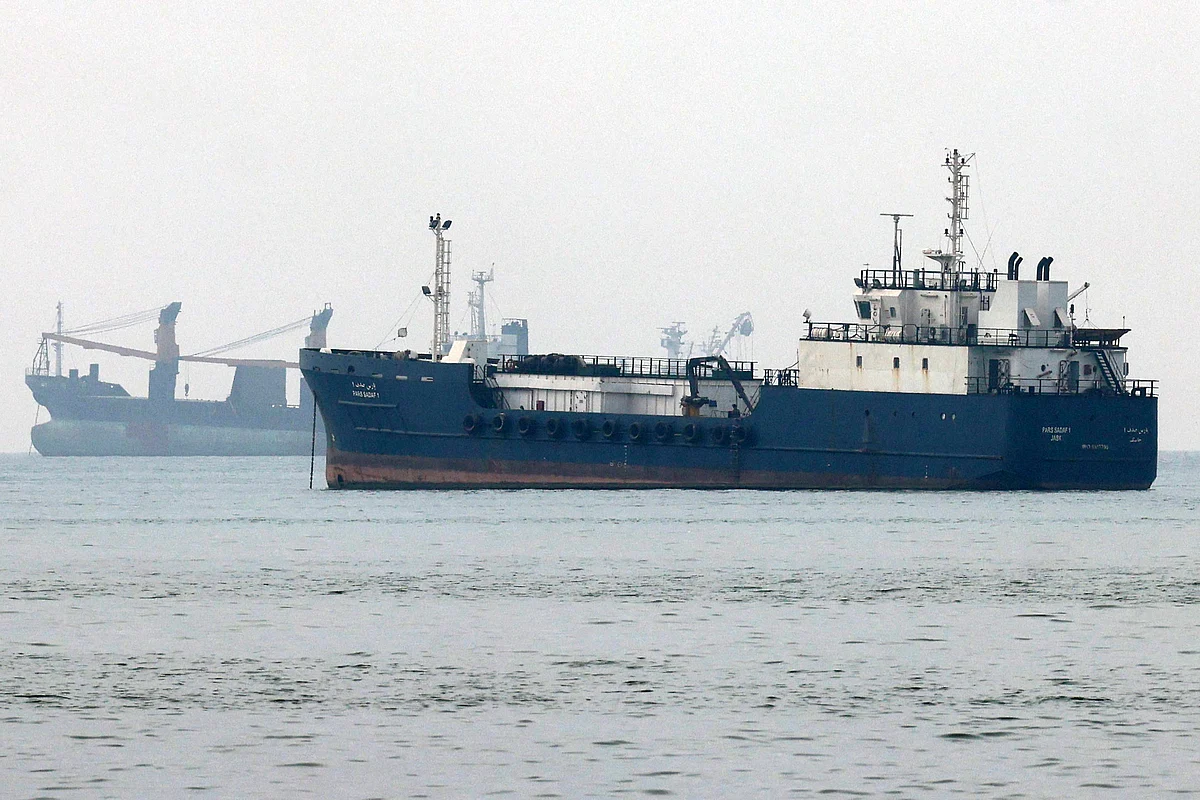 khaleejtimes.com - AFP - Oman says Hormuz talks with Iran, Gulf states postponed to facilitate 'constructive dialogue