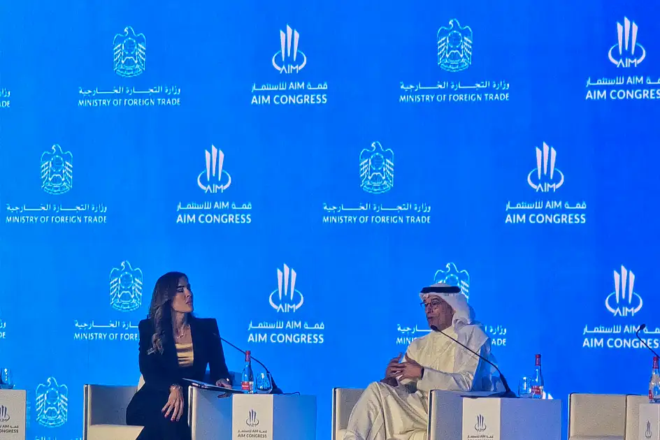 Immobilienpreise in Dubai könnten bis 2027 um 5-10% sinken, da neue Angebote auf dem Markt kommen, sagt der Gründer von Emaar. Immobilienpreise in Dubai könnten bis 2027 um 5-10% sinken, da neue Angebote auf dem Markt kommen, sagt der Gründer von Emaar.
