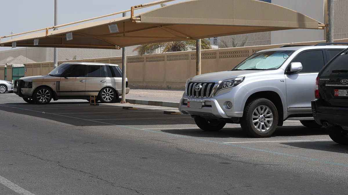 Abu Dhabi Municipality sets Dh1,000 fee for car park shades; how to apply