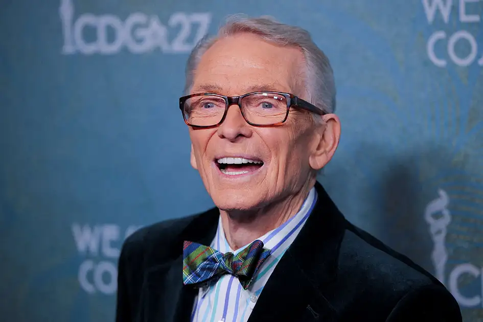 Hollywood-Designer Bob Mackie, bekannt für Chers glamouröse Looks ...