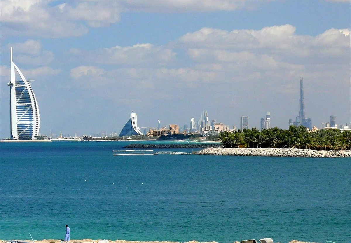 UAE weather tomorrow: Humid conditions, chance of fog with merury hitting 41°C in Dubai