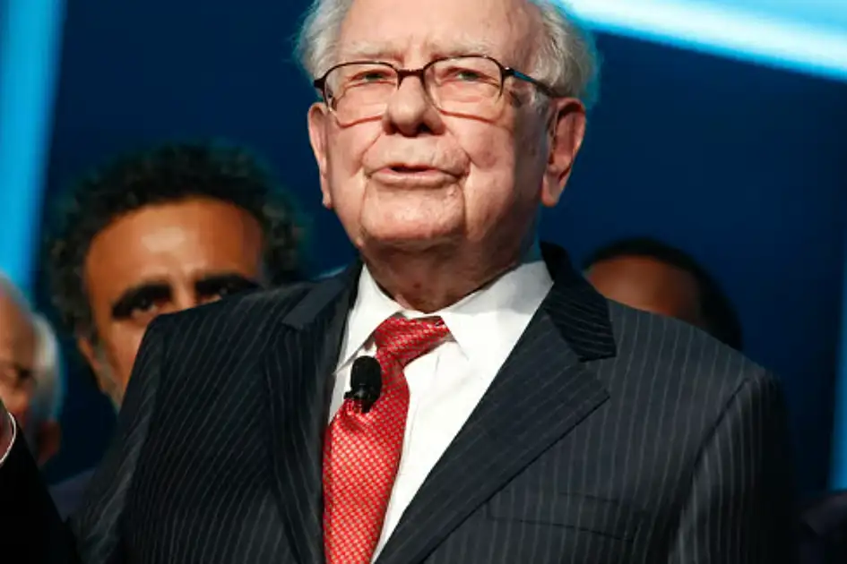 Warren Buffett steps down as Berkshire Hathaway chairman