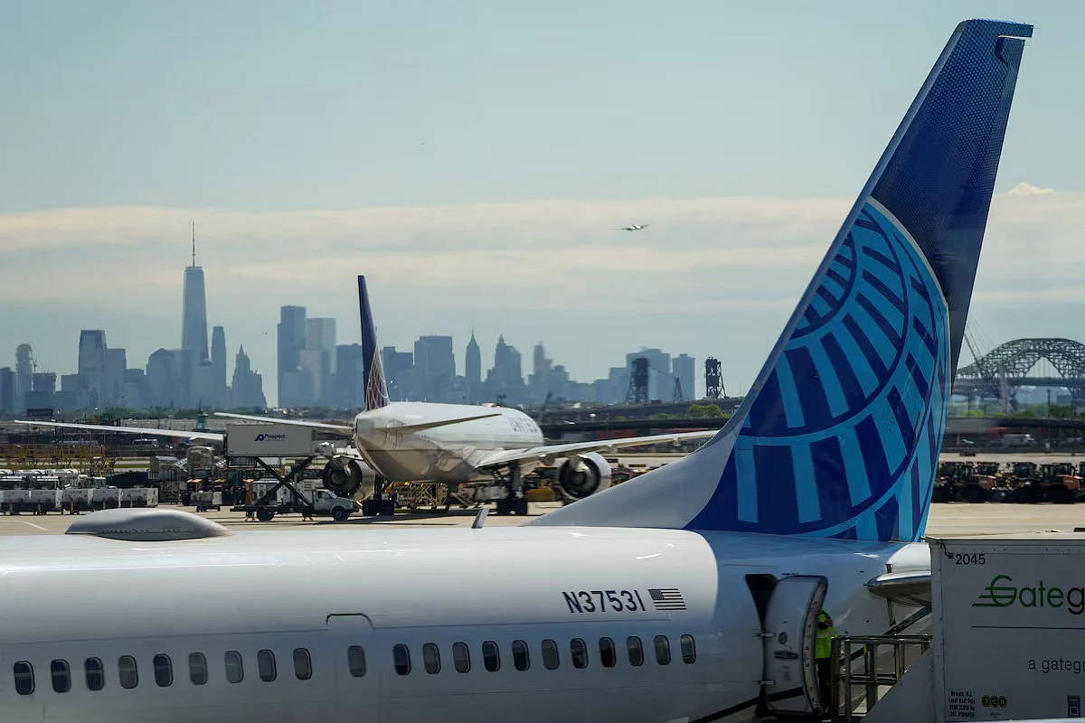 Thousands of US flights disrupted as telecom line outage hit airports