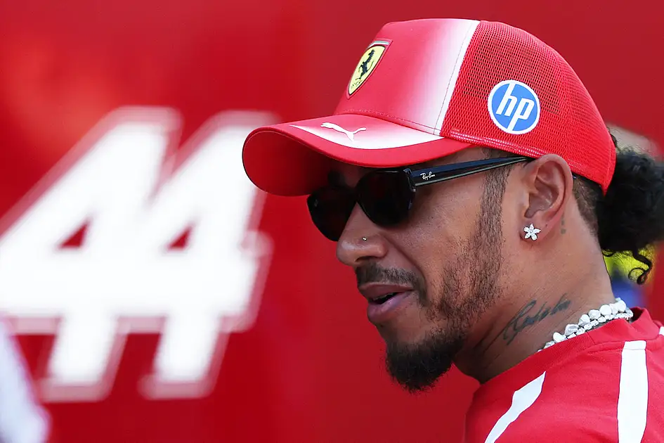 Hamilton gives thumbs up to Abu Dhabi F1 GP despite Iran conflict