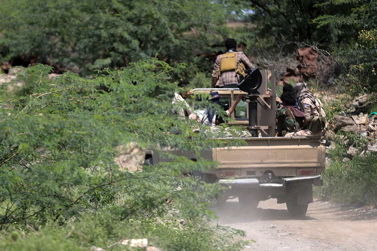 Yemen announces offensive as Houthis tighten grip near Red Sea shipping route — Photo: Khaleej Times