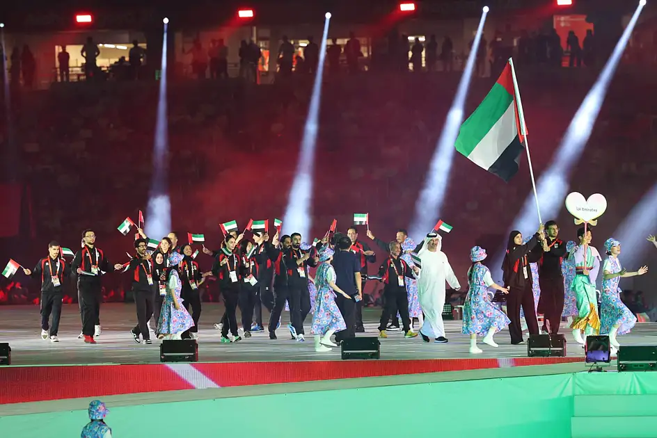 Sheikh Mansoor hails UAE athletes’ resilience, pride after record Asian ...