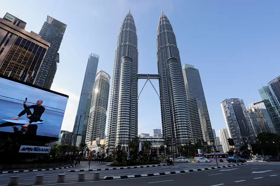 Malaysia closes schools in capital, parts of country due to haze