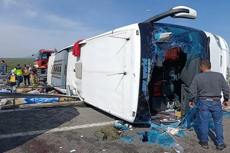Crashed Engine Real 11 killed, 27 injured as coach crashes into truck in Turkey ...