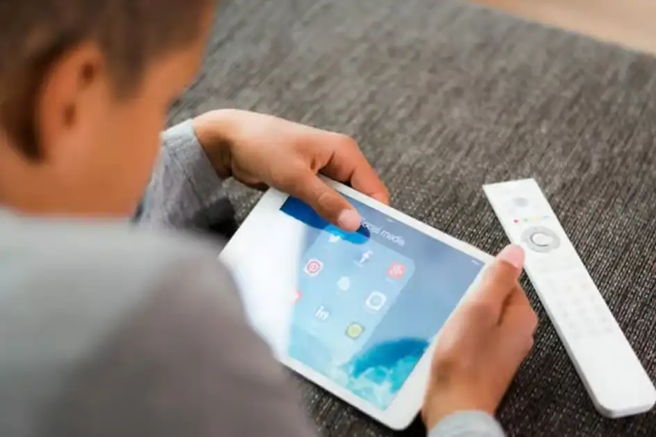 Turkey social media ban for under-15s takes effect November 1