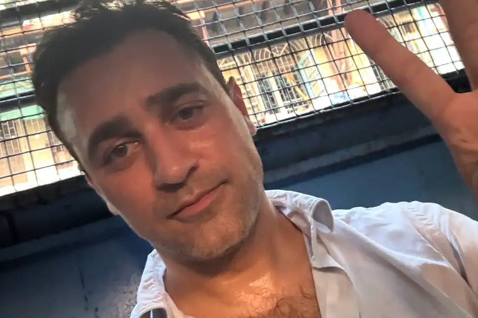Schauspieler Imran Khan wurde aufgefordert, Indien innerhalb von zwei ...