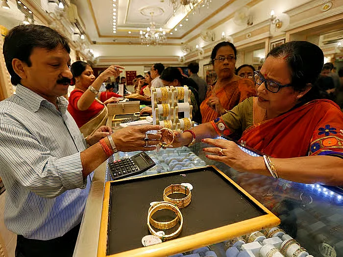 Dubai gold shopping guide: 15 tips for buying jewellery, diamonds ...