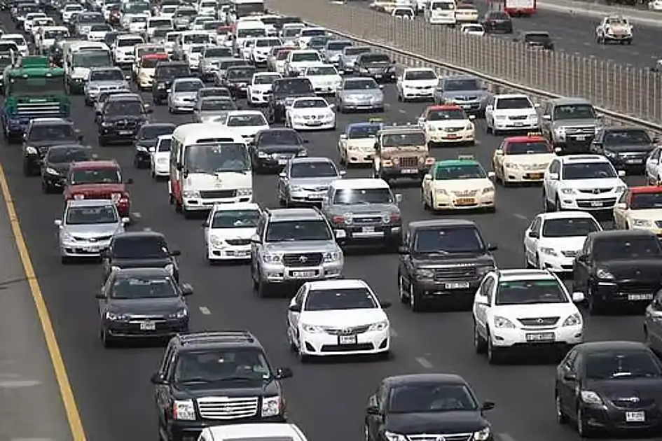 Dubai to close some E611 lanes, Al Maktoum airport tunnel amid autonomous taxi testing