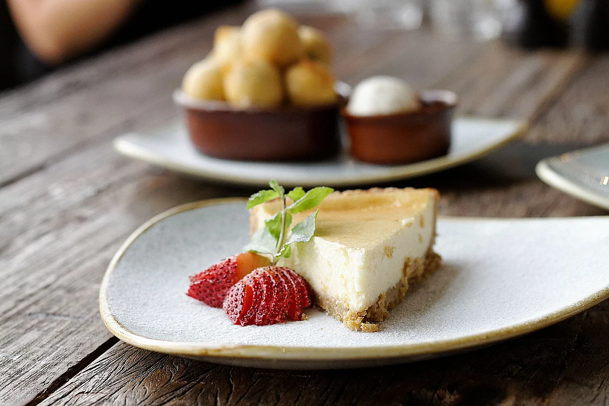 Surfs up at new Dubai cafe