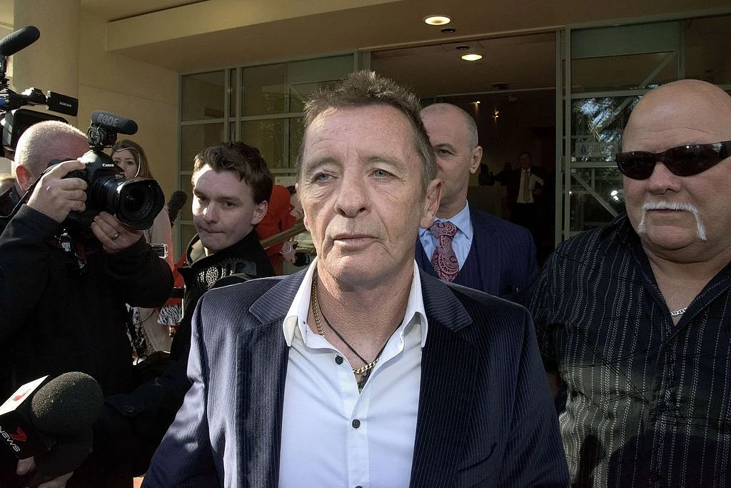 AC/DC drummer avoids jail over drugs, kill threat | Khaleej Times
