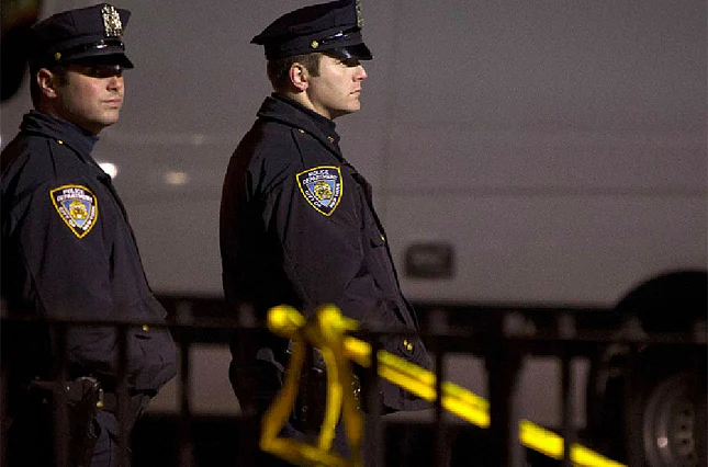 Two New York police officers killed in ambush | Khaleej Times