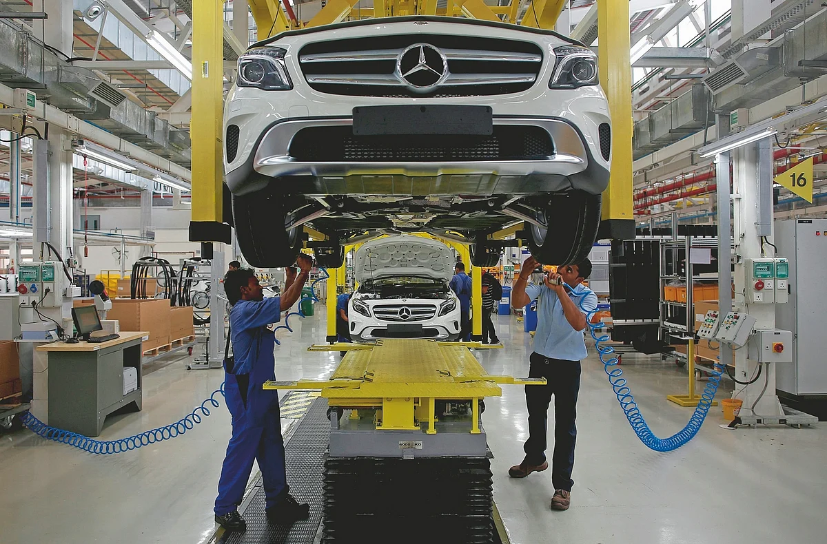 India March factory activity expands at its fastest pace in eight ...