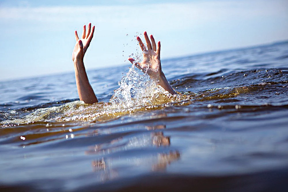 3 -year-old rescued from drowning at Sharjah waterpark | Khaleej Times