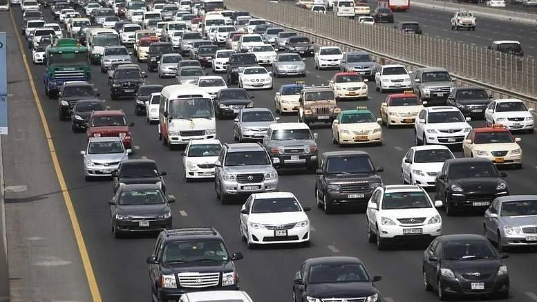 Pakistanis in UAE, GCC allowed to import used cars under new rules
