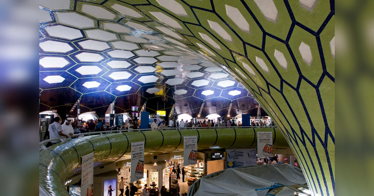 Abu Dhabi Airports The traffic penalty over 15.8 m, Men Stern 2025 Abu Dhabi Airports The traffic penalty over 15.8 m, Men Stern 2025