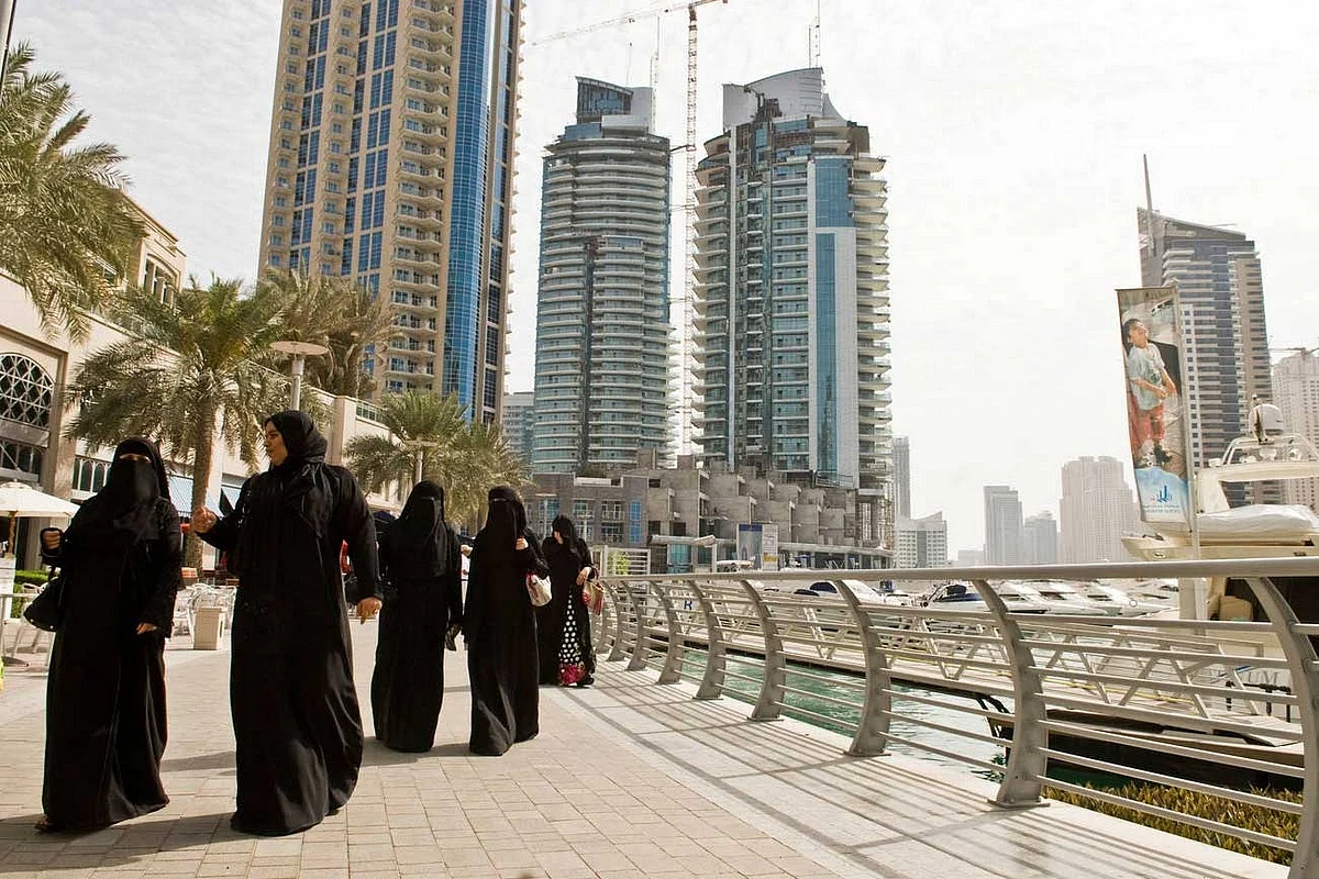 New Dubai rule now allows some government officials to enforce laws