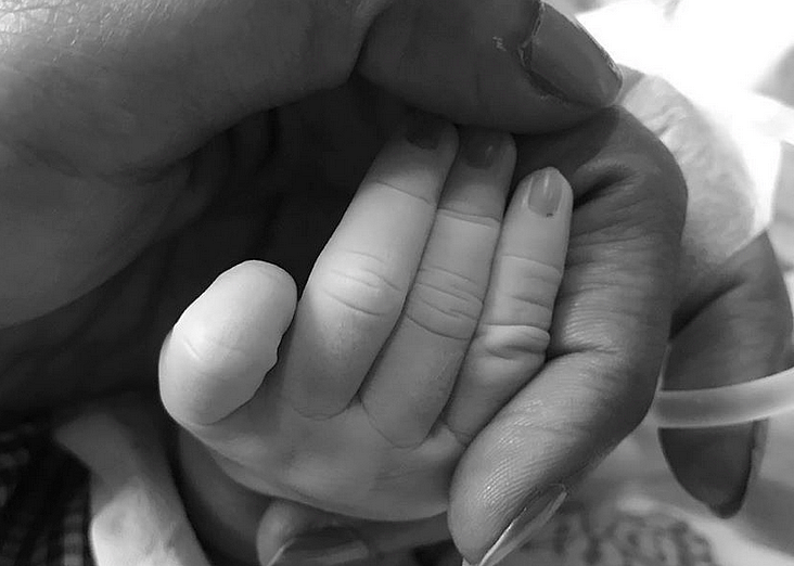 Bollywood actress Sameera Reddy blessed with baby girl | Khaleej Times
