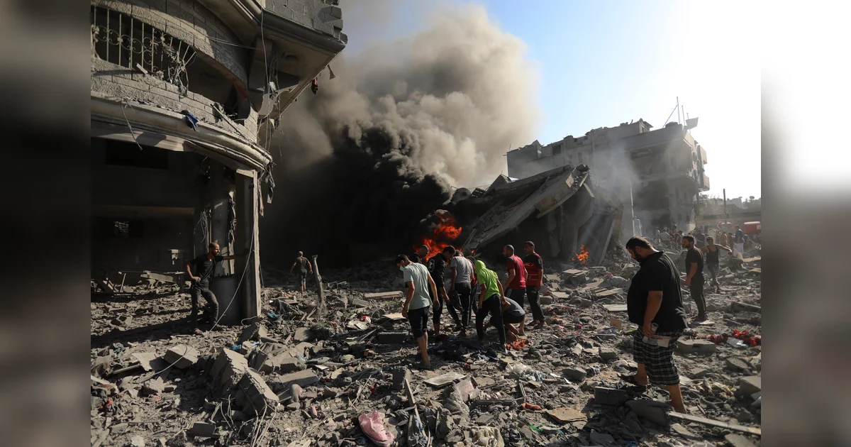 Israel Steps Up War In Gaza As Death Toll Crosses 10 000 After Nearly israel-steps-up-war-in-gaza-as-death-toll-crosses-10-000-after-nearly