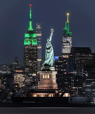Look: New York's iconic Empire State Building turns green for Eid Al Fitr |  Khaleej Times