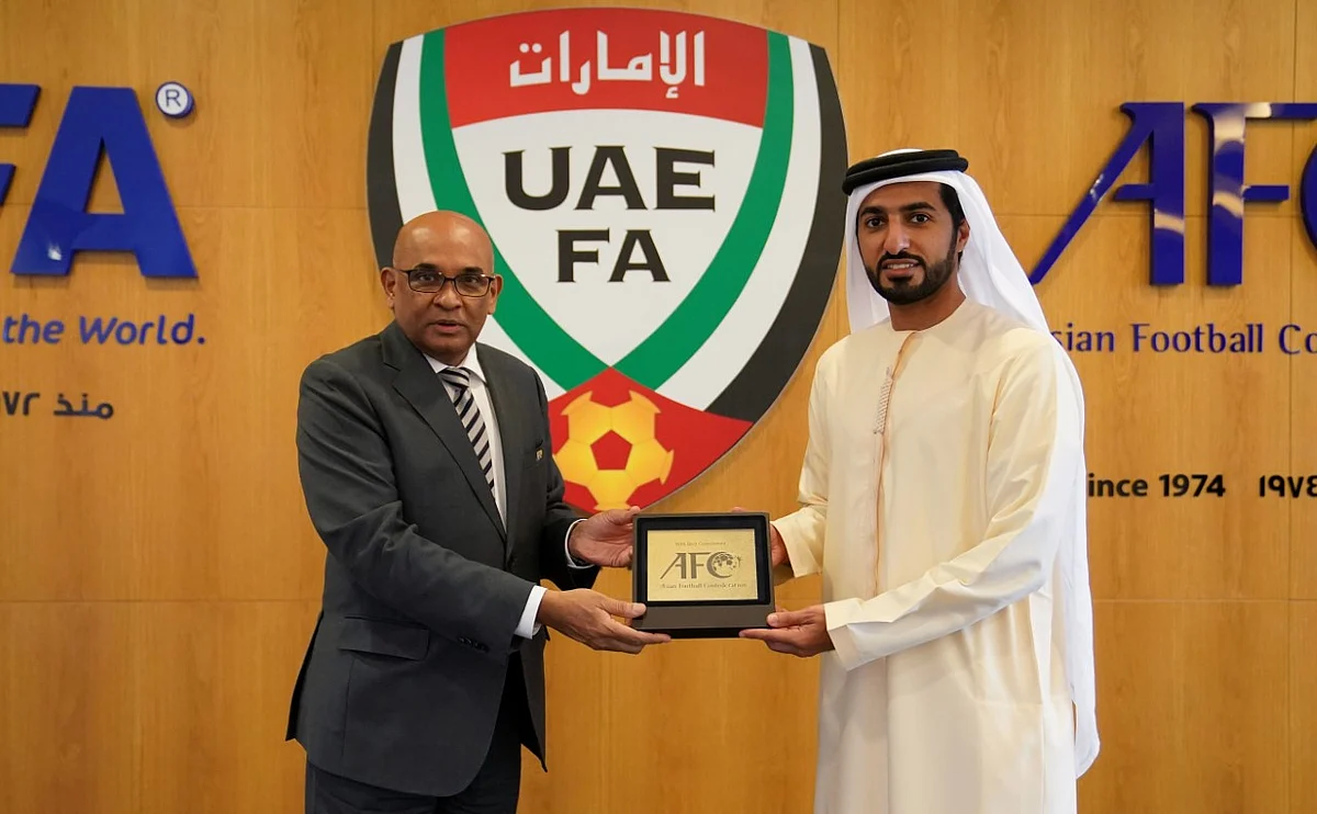 Rashid bin Humaid meets the Secretary General of the AFC in Dubai ...