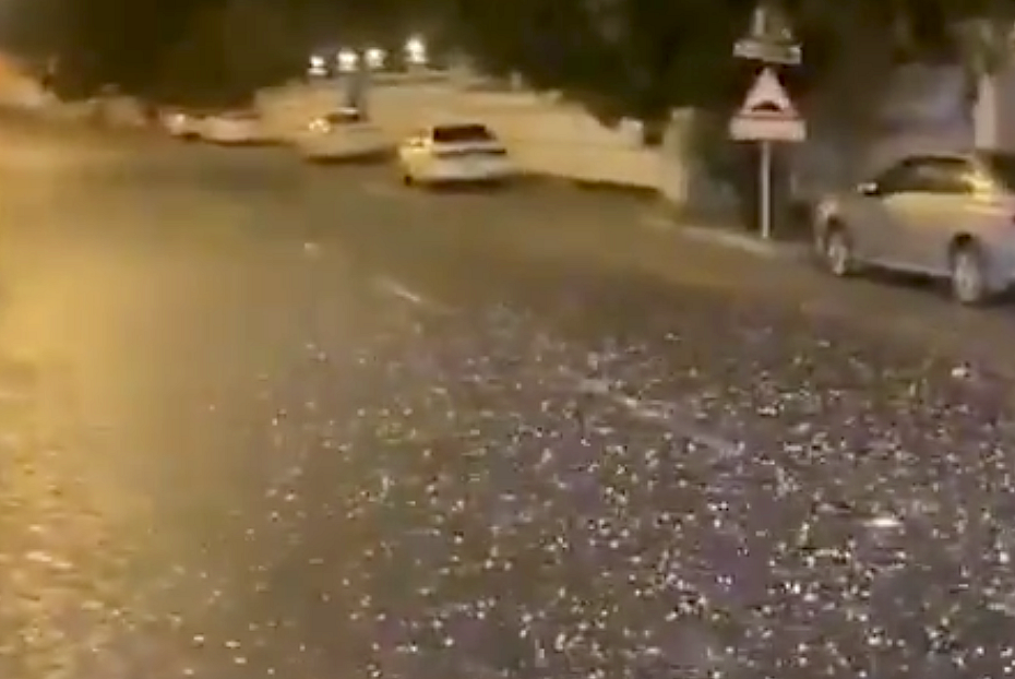 Video: Hail, heavy rain and thunderstorms hit UAE | Khaleej Times