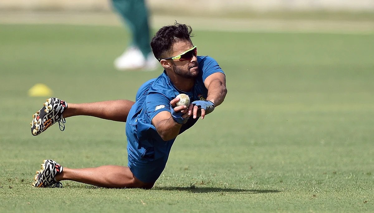 South Africa look to hit straps | Khaleej Times