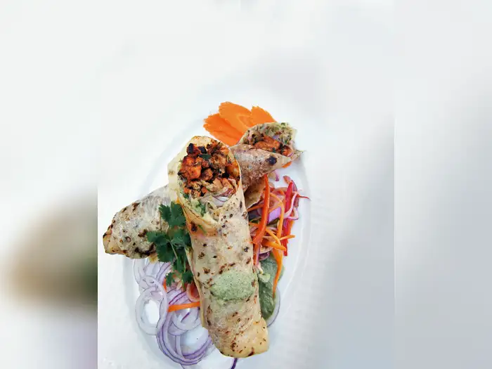 Kathi Rill CHICKEN KATHI ROLLS | Khaleej Times