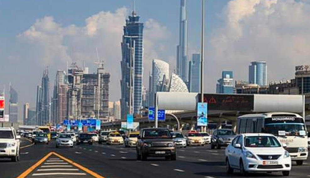 UAE traffic: Accident causes delay on Dubai's Sheikh Zayed Road ...