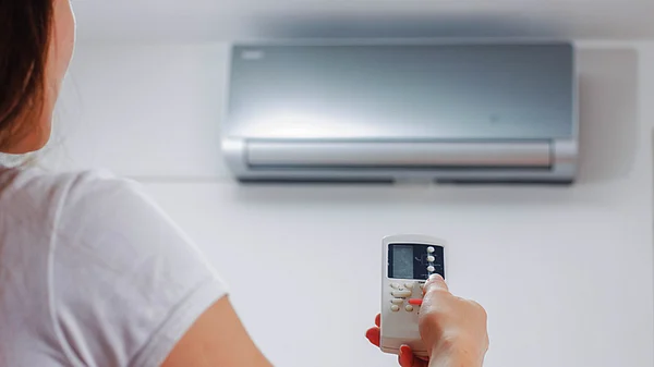 Why Does the Air Conditioner Make My Nose Stuffy: Surprising Causes Explained