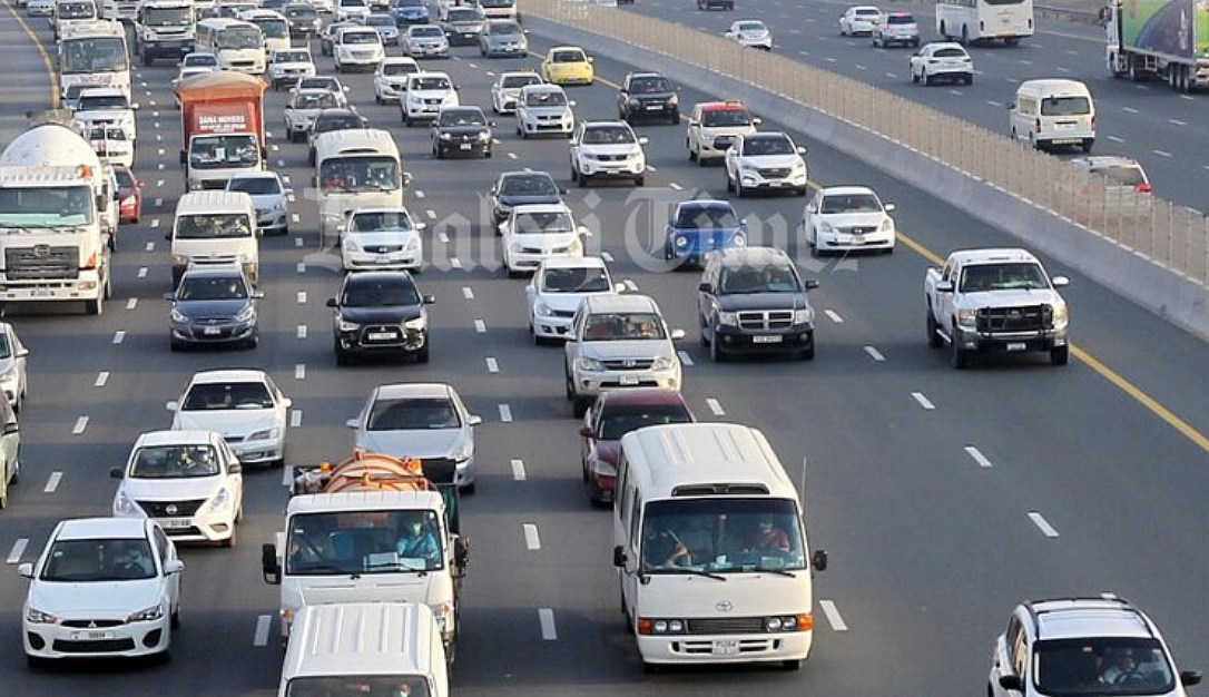 UAE traffic alert: Accident on Dubai's Sheikh Zayed Road causes ...