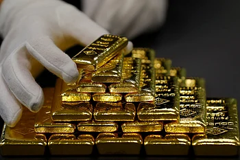 Gold regains shine as Middle East tensions reignite safe-haven demand