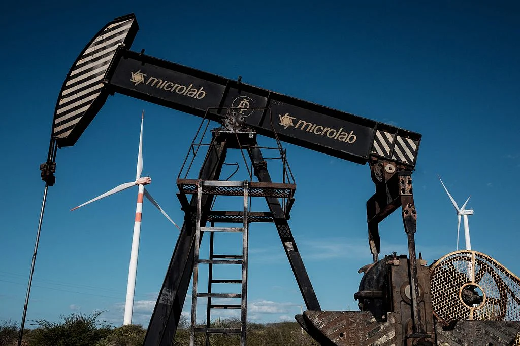 Oil prices are set for biggest annual drop since 2020