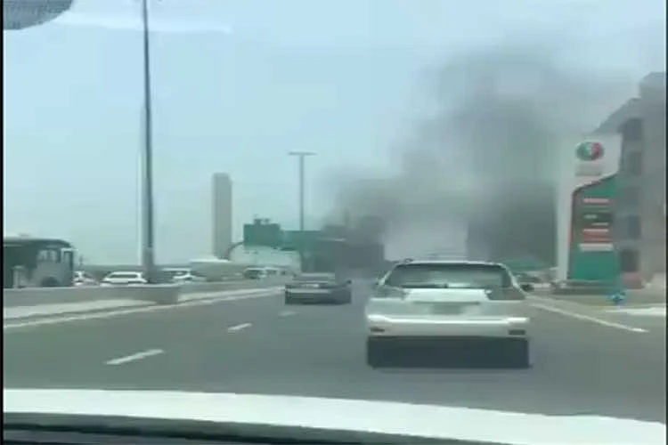 Car catches fire on Dubai road, doused in minutes | Khaleej Times