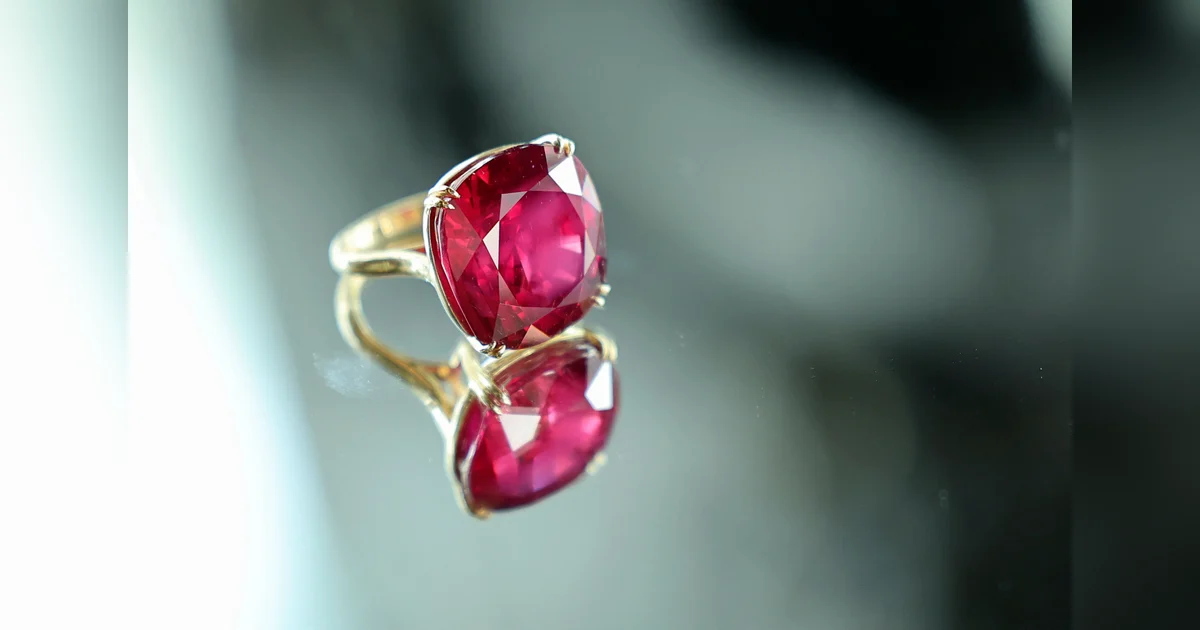 World's largest ruby gemstone on auction sells for record $34.8 million ...
