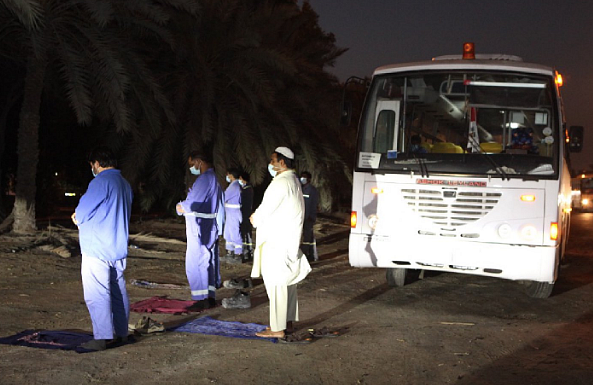 Ramadan 2021: Dubai Police warn motorists against parking on roadside ...