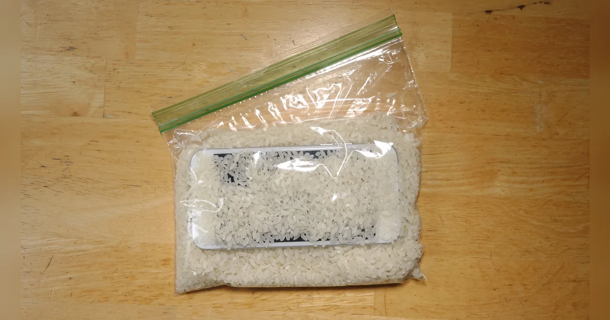 Don't put your wet iPhone to in a bag of rice, warns Apple; here's why