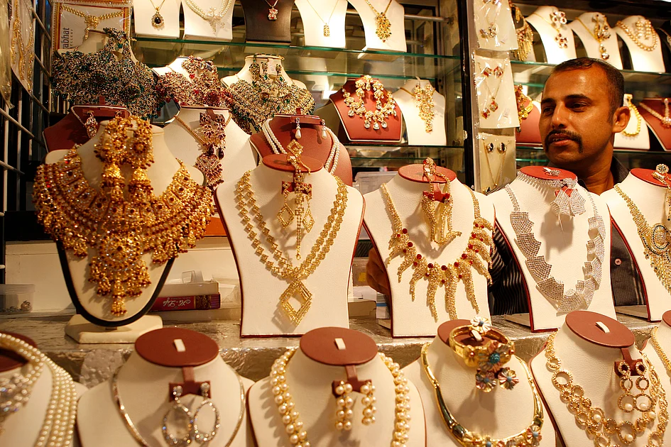 VAE: Gold prices in Dubai Cross DH450 per gram for the first time VAE: Gold prices in Dubai Cross DH450 per gram for the first time