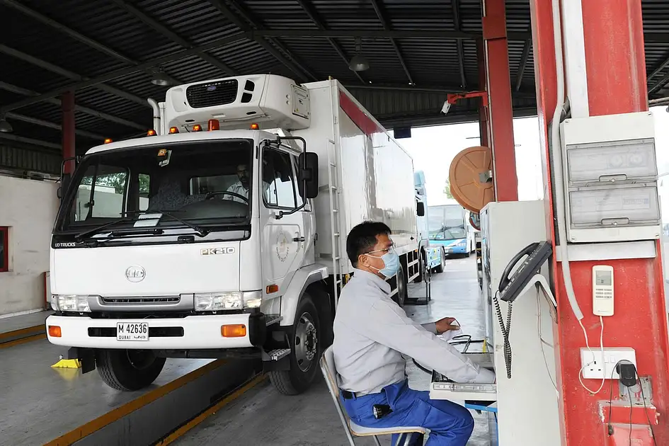 Dubai: Avoid Dh100 fee; RTA makes online booking mandatory for vehicle ...
