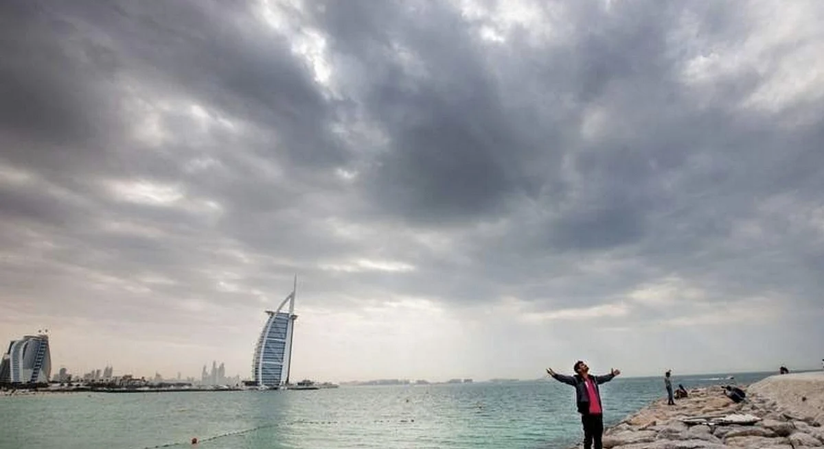 UAE weather: Red alert issued for fog; rains likely in some areas
