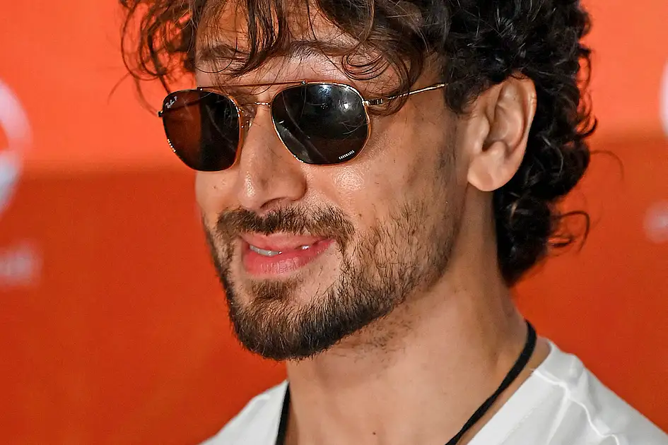Bollywood-Star Tiger Shroff investiert in Dubai und kauft eine Immobilie ...