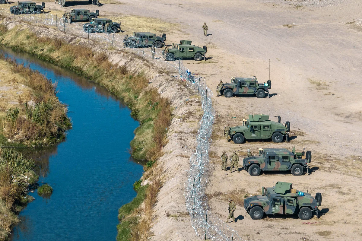 US to temporarily send 1,500 troops to Mexico border | Khaleej Times