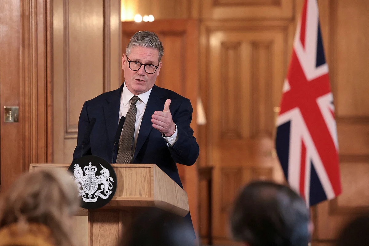 New UK PM Starmer 'restless for change' after huge election win ...