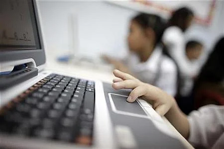 Covid-19 in UAE: Parents, students struggle to cope as hybrid schooling ...