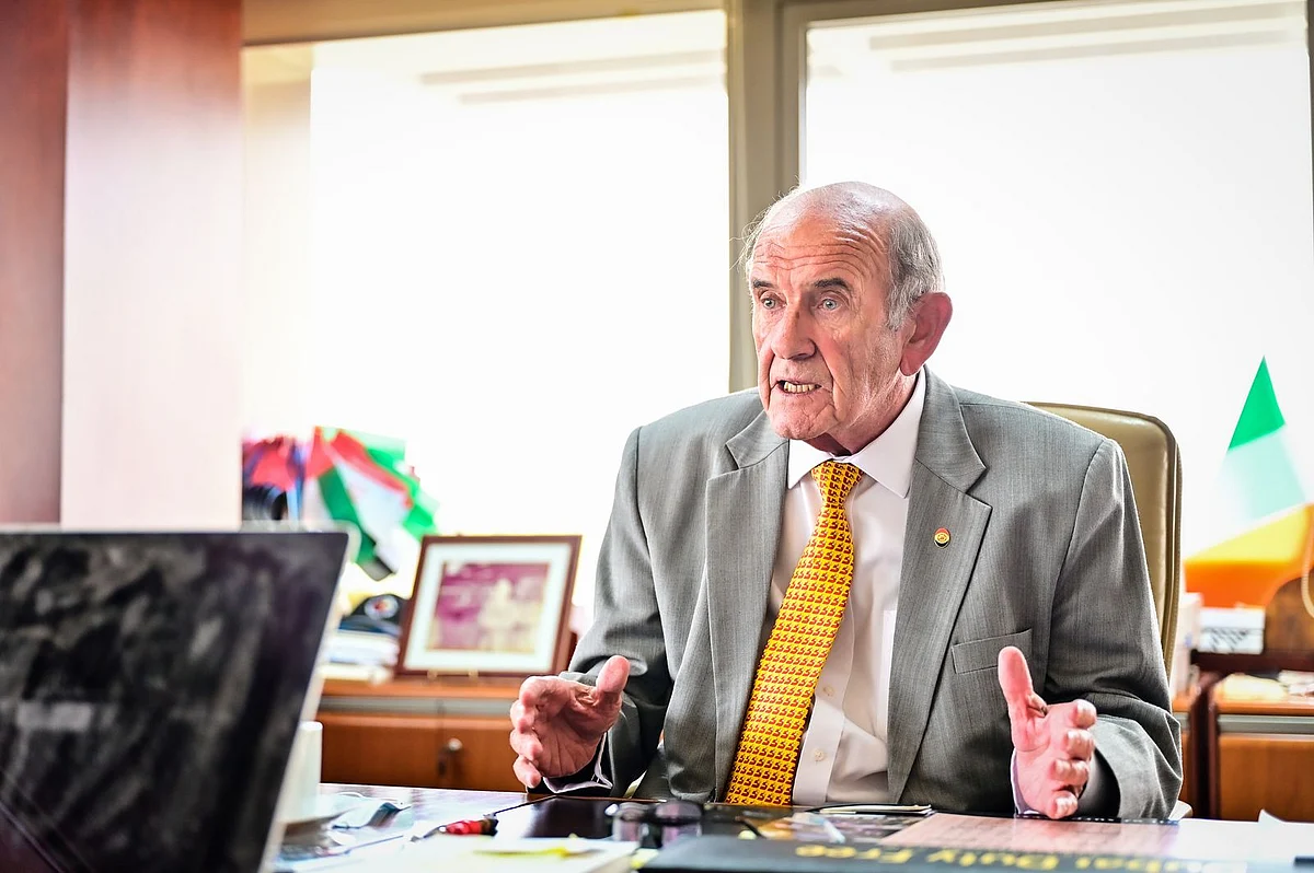 Former Dubai Duty Free chief Colm McLoughlin passes away at 81 ...