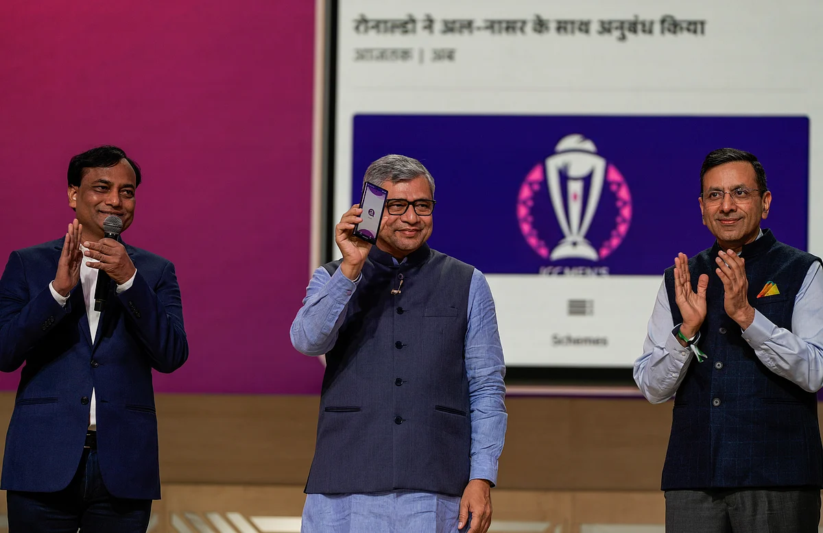 Google plans to make flagship smartphones in India | Khaleej Times